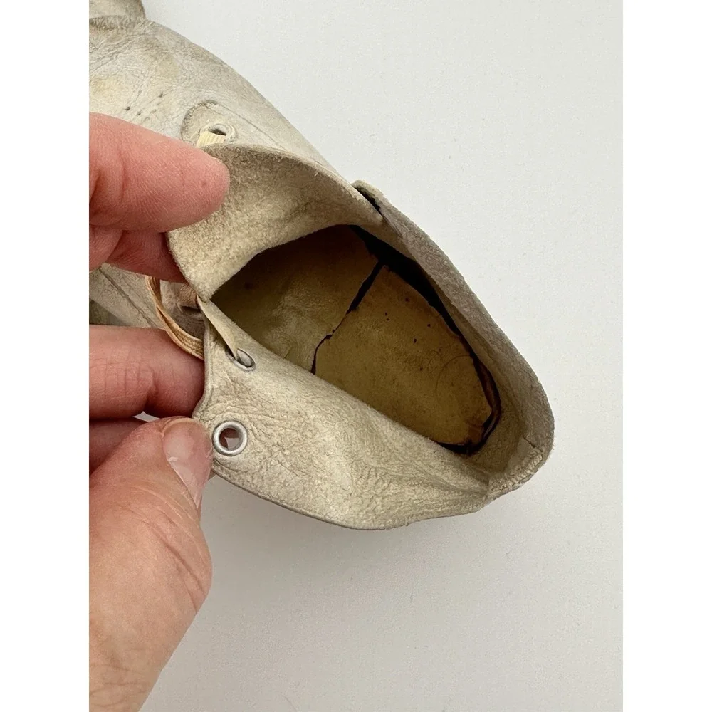 Vtg Baby Shoes Lot White Leather Infant First Walker Shoes 1920s–50s Tiny Titan+